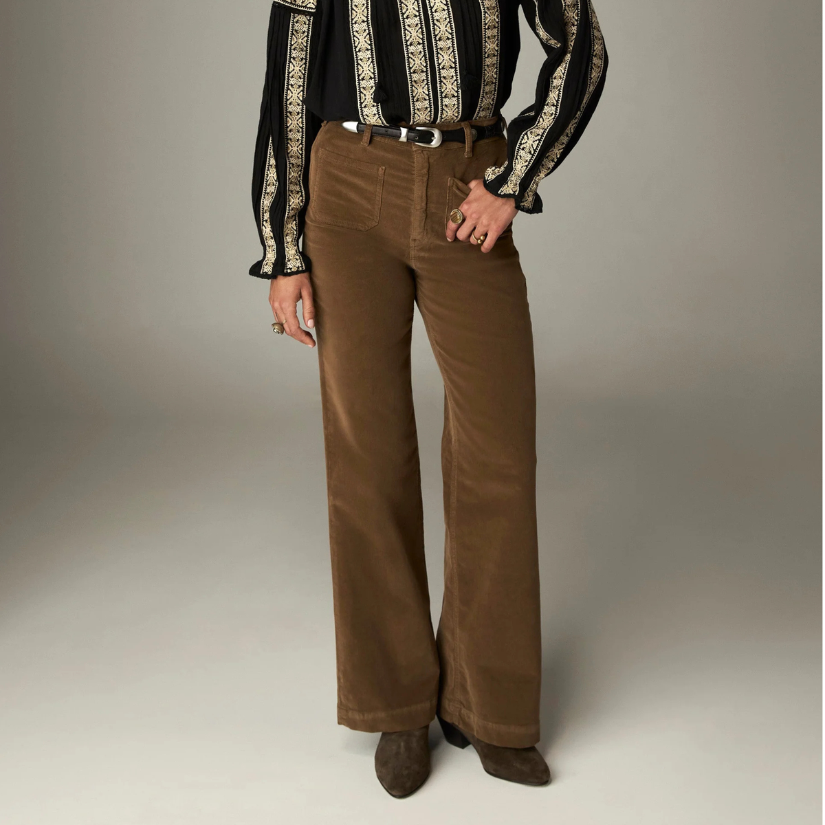Romeo Pant – Cinnamon
