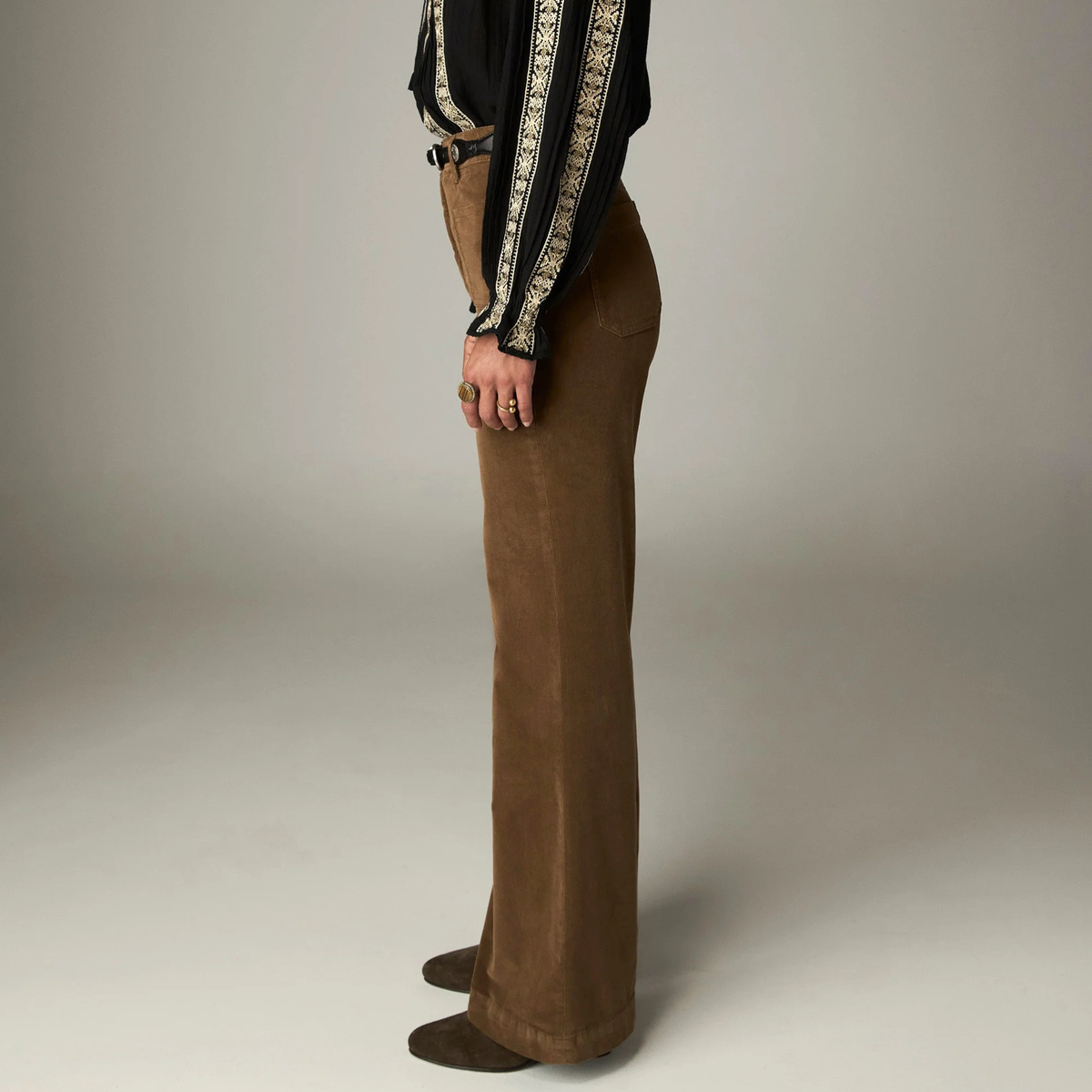Romeo Pant – Cinnamon