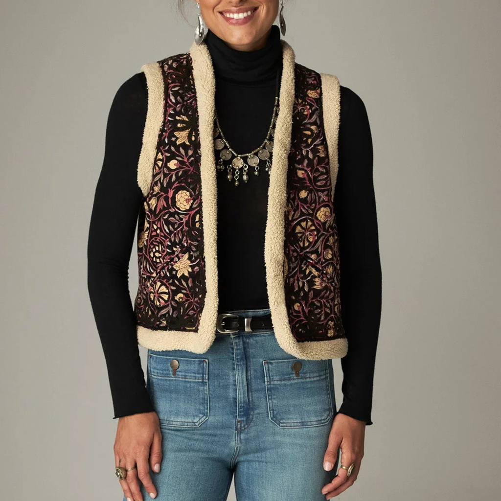 Juno Vest – Ruby Noir